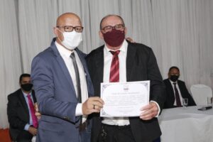 São Julião: Franzé recebe título de cidadania e anuncia asfalto