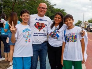 Lei institui método ABA para crianças autistas em escolas do Piauí