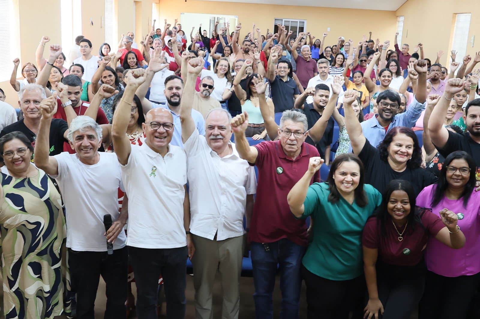 Elisângela Moura e PCdoB declaram apoio a Franzé para deputado federal